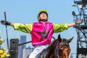Racehorse Ownership: The Ultimate Experience in Thoroughbred Racing